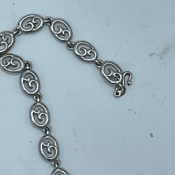 “GIVENCHY” VINTAGE Designer Statement Piece Costume Jewellery. - Picture 14 of 14